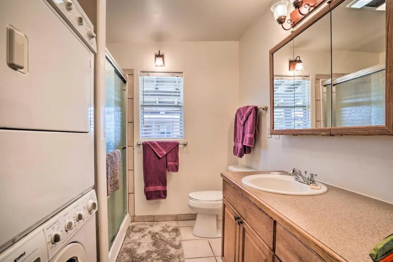 בית נופש Western-Style Phoenix Home 15 Mi To Lake Pleasant ארצות הברית